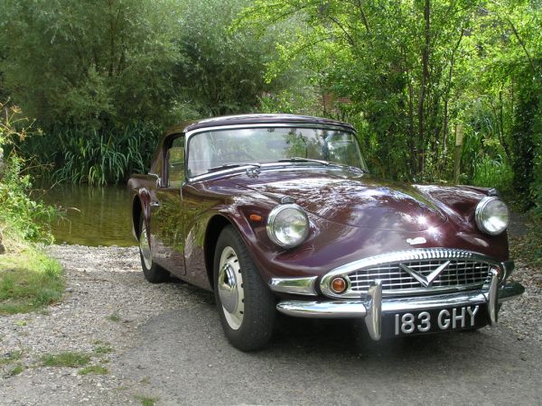 Daimler Dart SP250 9th August 2015 at Stratford Tony ford