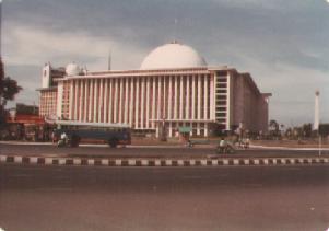 The new main mosque in May 1978